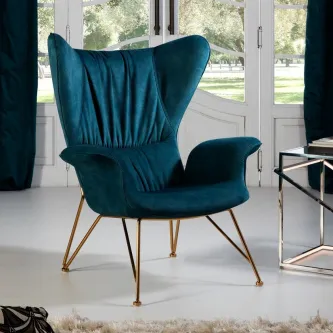 Cadeirão Sacha em veludo verde-petróleo, pernas metálicas douradas e encosto asa