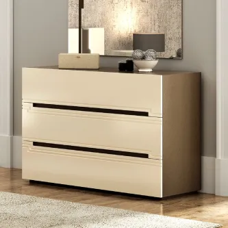 Cómoda Deco New creme com três gavetas e puxadores embutidos