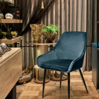 Conforto e estilo para o seu espaço. A cadeira Vichy é a escolha perfeita para qualquer ambiente, desde salas de jantar até quartos.