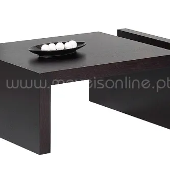 Mesa de centro Queluz em madeira escura com prato negro e bolas decorativas brancas