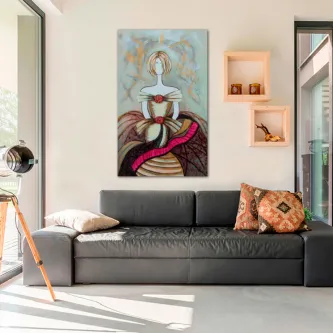 Pintura moderna de menina estilizada em vestido colorido sobre sofá cinzento