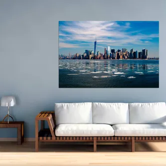 Pintura da baía de Nova Iorque com horizonte urbano e gelo sobre a água
