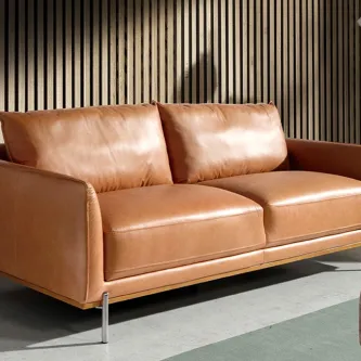 Conforto e beleza em um só lugar. O sofá de 3 lugares Topázio é a escolha ideal para quem deseja proporcionar aconchego e modernidade ao seu lar.