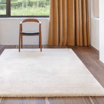 Um ambiente moderno e acolhedor com o tapete Husk a elegância do design minimalista para a sua casa!