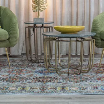 Aqui está o tapete Antik Canvas 06! Com seu design moderno e elegante, ele é perfeito para dar um toque de sofisticação à sua casa. Seu tecido macio e resistente é garantia de conforto para você e a s