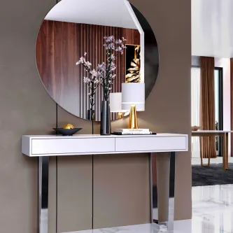 Uma consola moderna e versátil para qualquer ambiente. O espelho Luca Simple é o acessório ideal para dar um toque de estilo à sua casa.