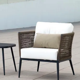 Os mais elegantes Cadeirões Roma, para dar ao seu lar um toque acolhedor e sofisticado.