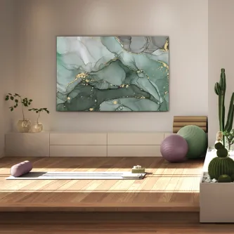 Quadro abstrato Fondo Marino em tons verdes e dourados, pendurado numa sala minimalista