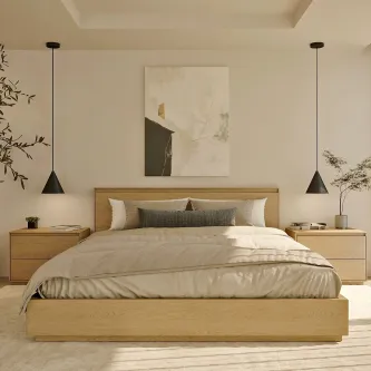 Cama de casal nórdico em madeira clara com roupa de cama neutra e mesas de cabeceira