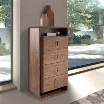 Camiseiro alto niver em madeira com quatro gavetas e puxadores metálicos