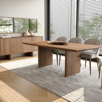 Mesa de jantar Dual em madeira clara com quatro cadeiras e aparador
