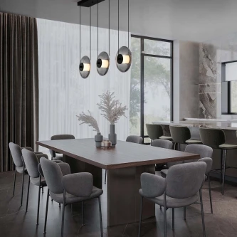 Candeeiro de teto Ballet com três pendentes circulares sobre mesa de jantar contemporânea