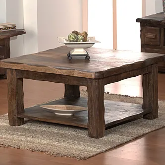 Mesa de centro rústica quadrada em madeira com prateleira inferior e tigela decorativa