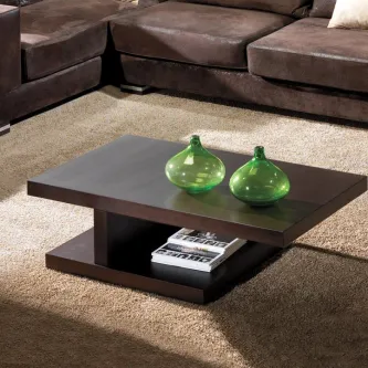 Mesa de centro Porto em madeira escura com duas peças de vidro verde.