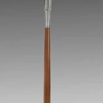 Cabide Lux VIP de madeira com haste metálica cromada