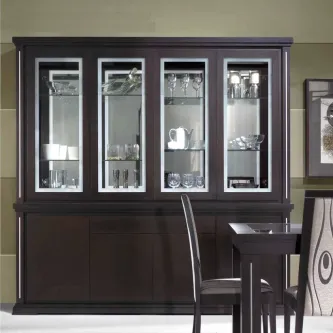 Louceiro Safira em madeira escura com portas de vidro e louça exposta