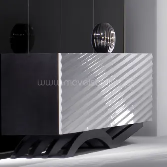 Aparador branco brilhante com frentes riscas diagonais e base preta curva