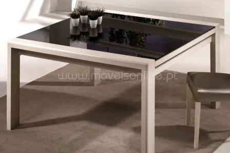 Mesa de Jantar Carrara com Vidro