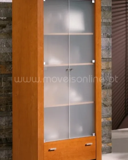 Vitrine Versus