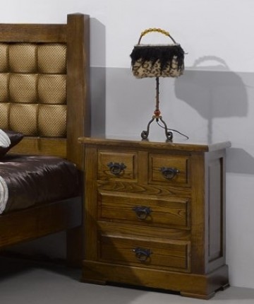 Mesa de Cabeceira Sargento