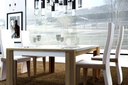 Mesa de Jantar Victoria