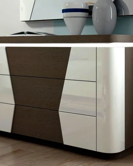 Cómoda com LED Viana
