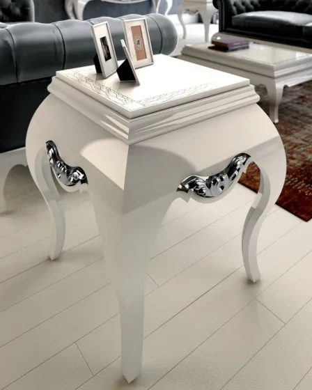 Mesa de Apoio Nila