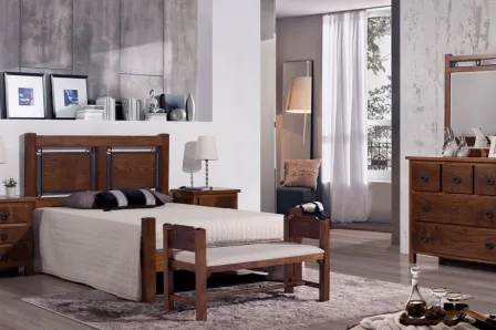 Quarto de Casal Escada