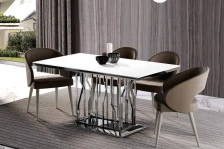 Mesa de Jantar Strain 