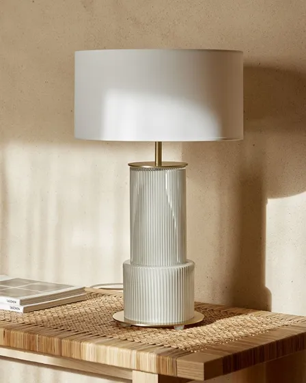 Candeeiro de Mesa Atina