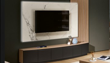 O móvel TV Firenze é a escolha perfeita para quem procura sofisticação e estilo em sua sala de estar. Uma peça que combina qualidade e beleza para tornar o seu lar ainda mais confortável.