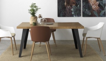 Torna a tua refeição especial com a mesa de jantar Sória, que combina elegância e estilo para qualquer espaço. É o toque final perfeito para uma bela decoração.