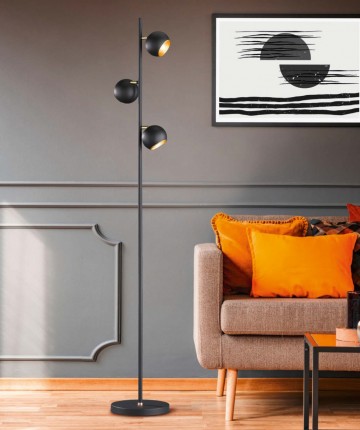 O candeeiro de pé Dakota é a escolha ideal para iluminar o seu espaço com estilo e elegância. Seja na sala de estar, no escritório ou na sua varanda, este candeeiro traz um toque moderno a qualquer ca