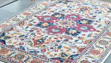 Um tapete nova Persian perfeito para encher a sua casa de cor e beleza!