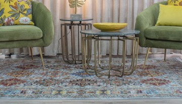 Aqui está o tapete Antik Canvas 06! Com seu design moderno e elegante, ele é perfeito para dar um toque de sofisticação à sua casa. Seu tecido macio e resistente é garantia de conforto para você e a s