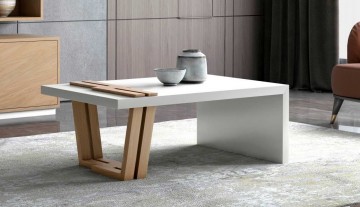 A mesa de centro Luca V, que combina um design moderno e elegante com funcionalidade, permite criar o ambiente perfeito para qualquer divisão.