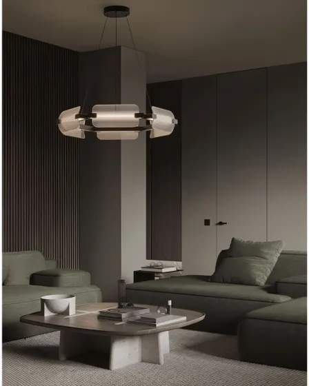 Candeeiro de teto Emery moderno em metal e vidro pendente sobre sala cinzenta