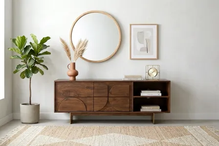 Móvel TV Trisha em madeira castanha com frentes curvas, prateleiras abertas e pés metálicos