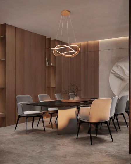 Candeeiro de teto Celestia Gold dourado em anéis suspenso sobre mesa de jantar
