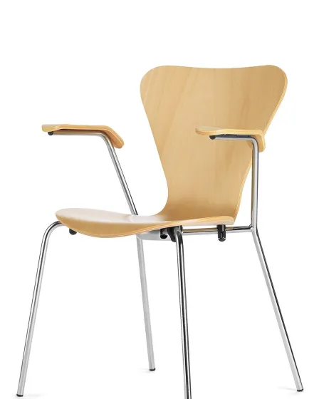 Cadeira Arne Jacobsen